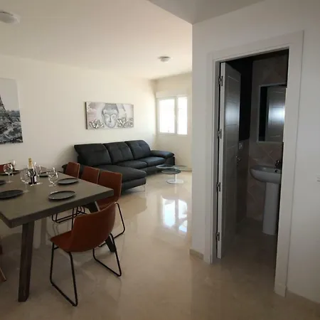 Duplex 3 Dorm. - V.romano Golf 아파트 에스테포나